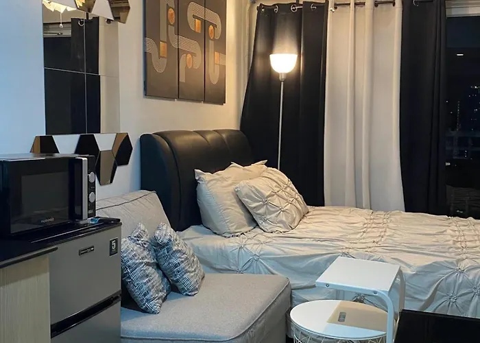 Cozy Staycation In Pasay Appartamento
